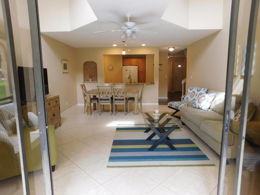 2439 Treasure Isle Drive, Palm Beach Gardens, FL 33410