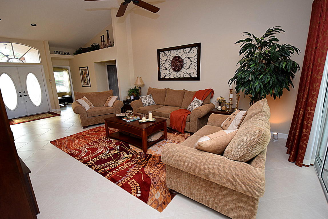 10274 Allamanda Boulevard, Palm Beach Gardens, FL 33410