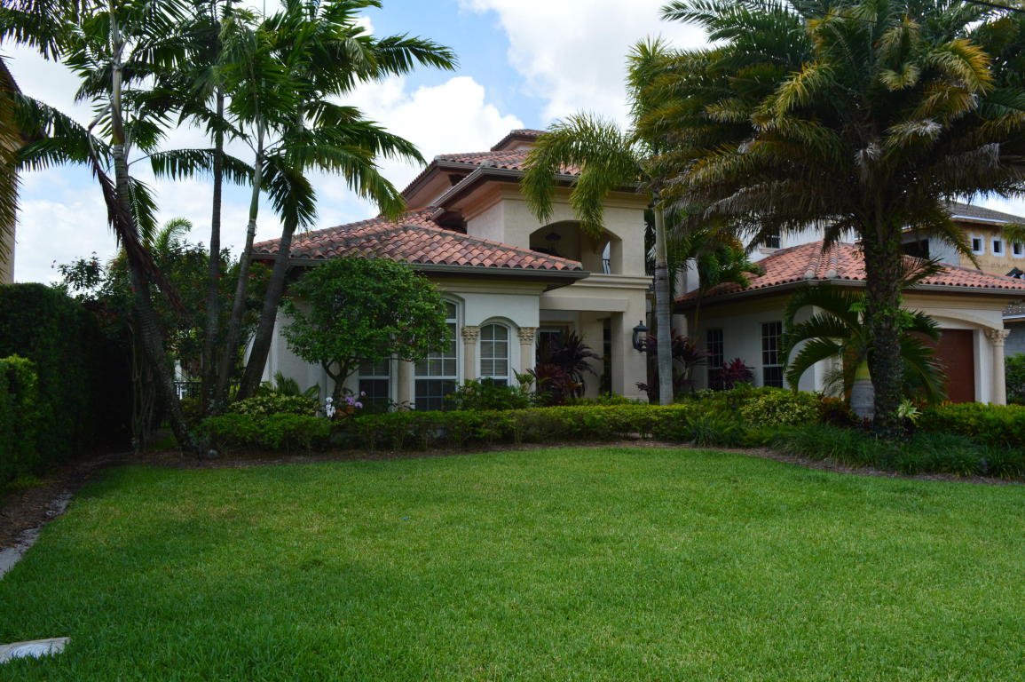 2386 Bay Circle, Palm Beach Gardens, FL 33410