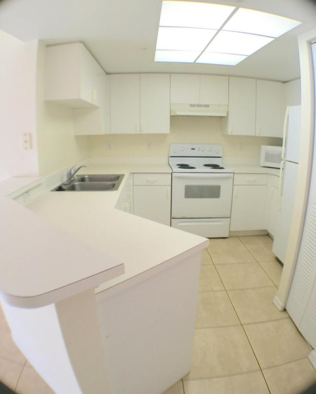 500 Crestwood Court N, Royal Palm Beach, FL 33411