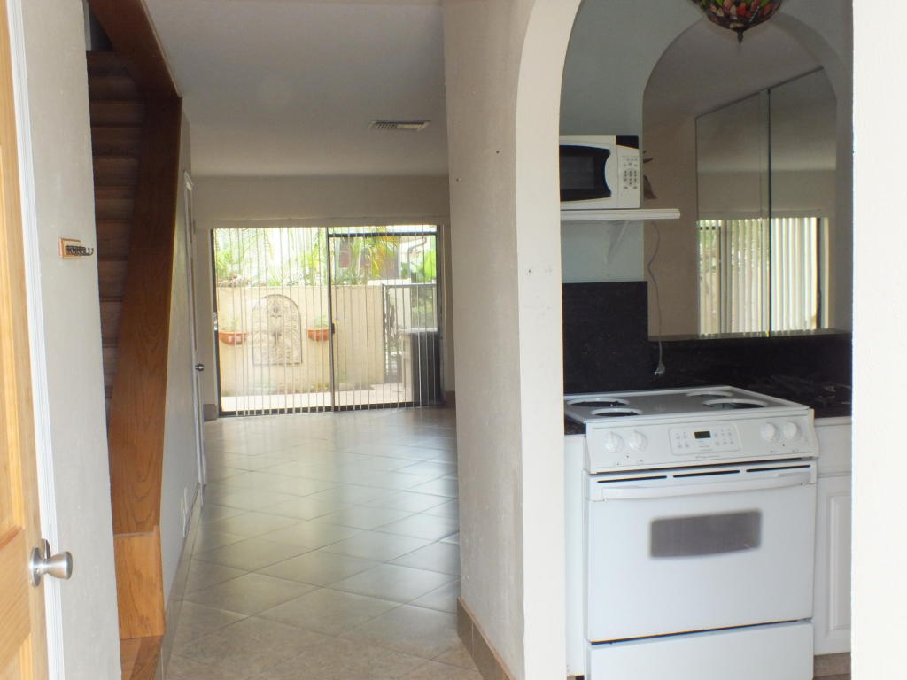 139 Sparrow Drive Unit 3e, Royal Palm Beach, FL 33411
