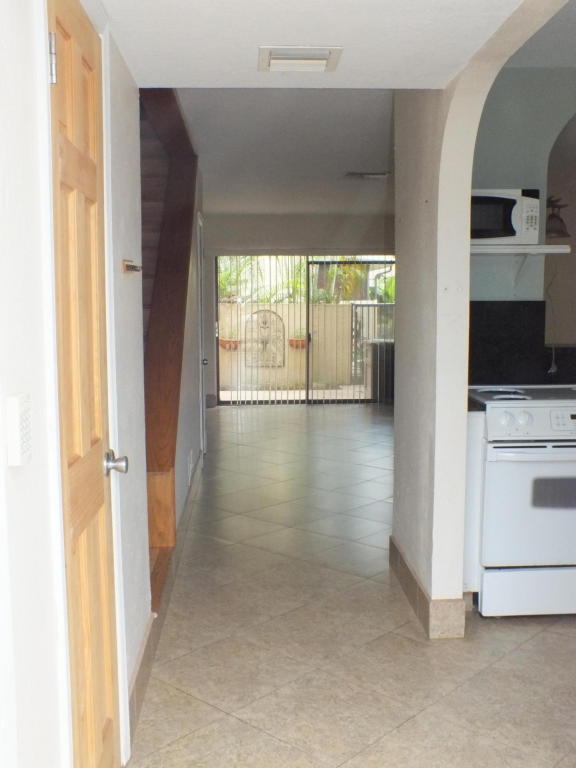 139 Sparrow Drive Unit 3e, Royal Palm Beach, FL 33411