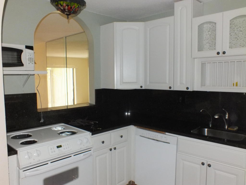 139 Sparrow Drive Unit 3e, Royal Palm Beach, FL 33411