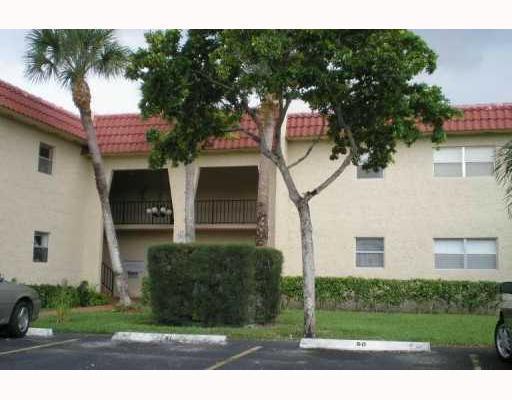 132 Lake Evelyn Drive, West Palm Beach, FL 33411