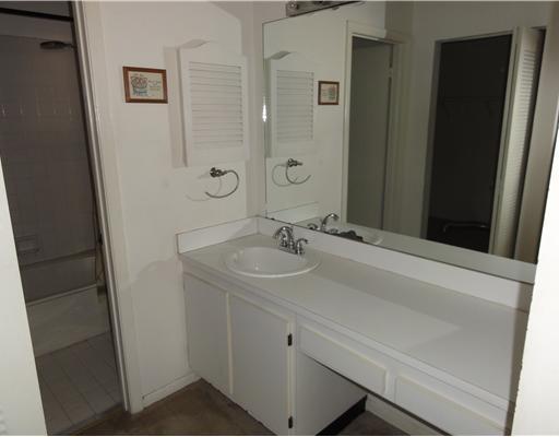 2402 Lakeview Circle, Royal Palm Beach, FL 33411