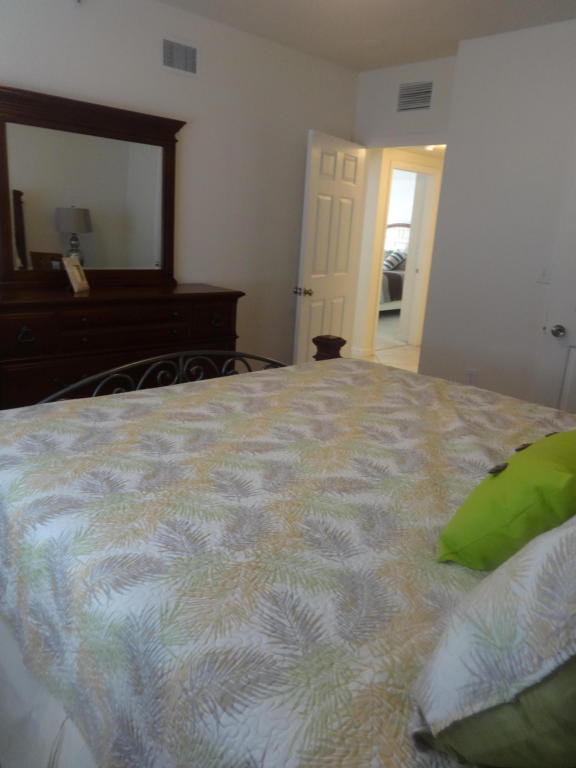 6378 Emerald Dunes Drive, West Palm Beach, FL 33411