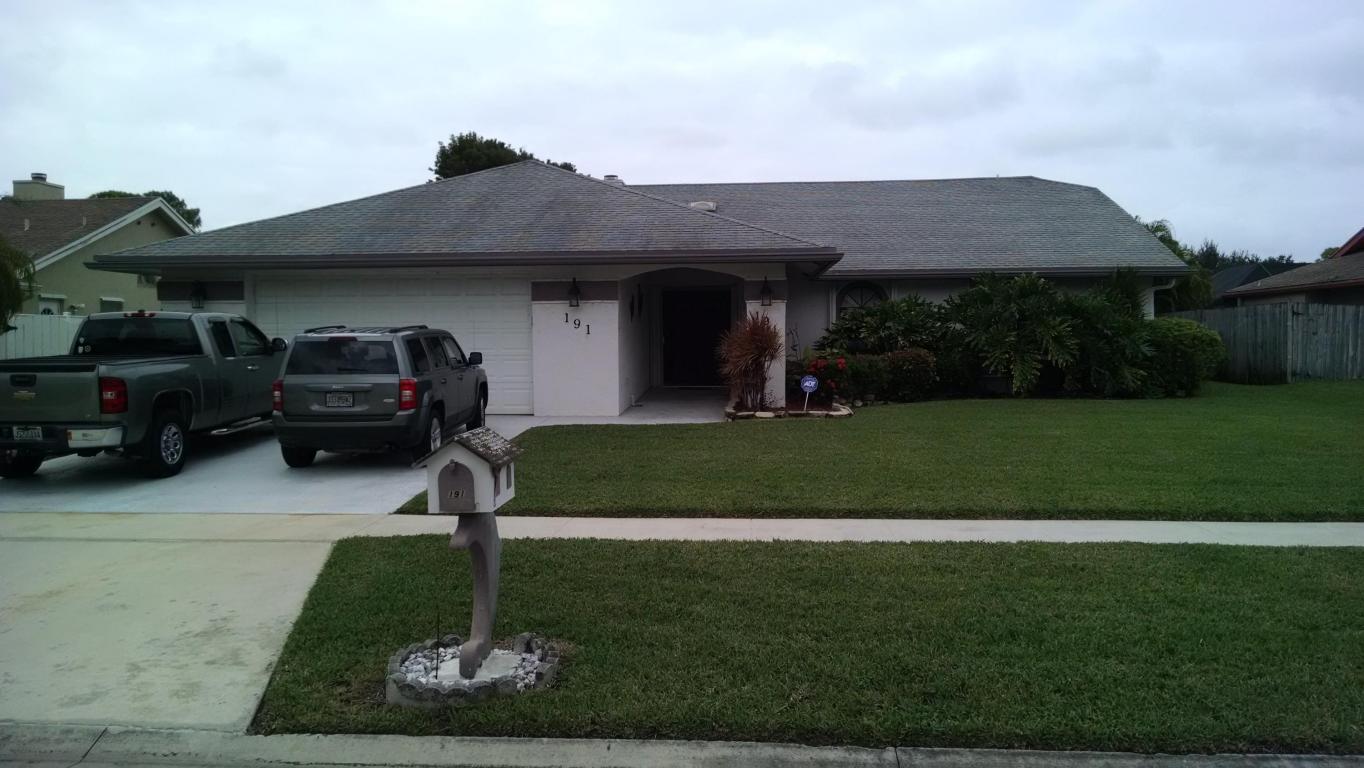 191 Parkwood Drive, Royal Palm Beach, FL 33411