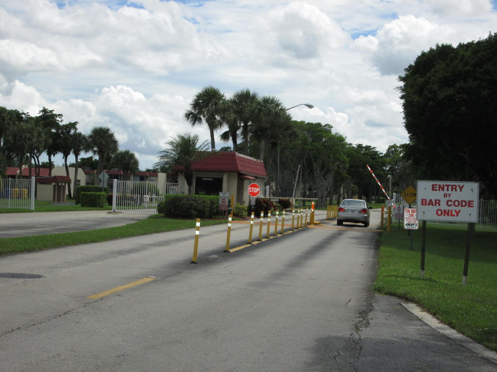 171 Lake Dora Drive, West Palm Beach, FL 33411