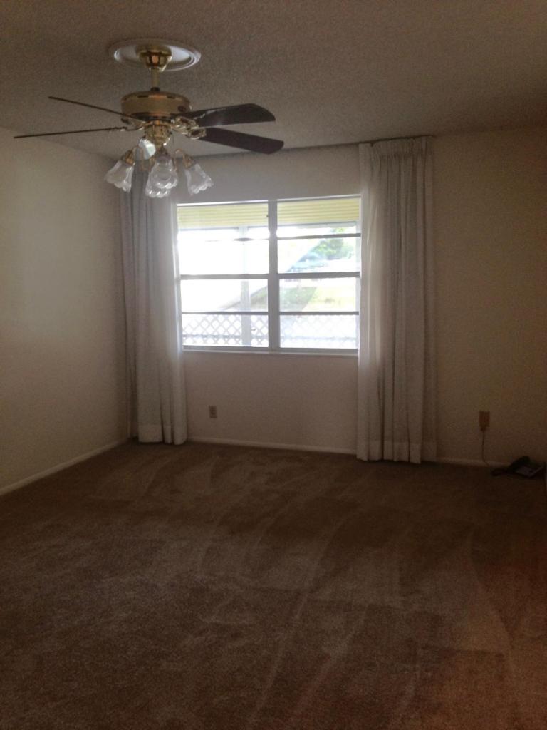 222 Lake Constance Dr, West Palm Beach, FL 33411