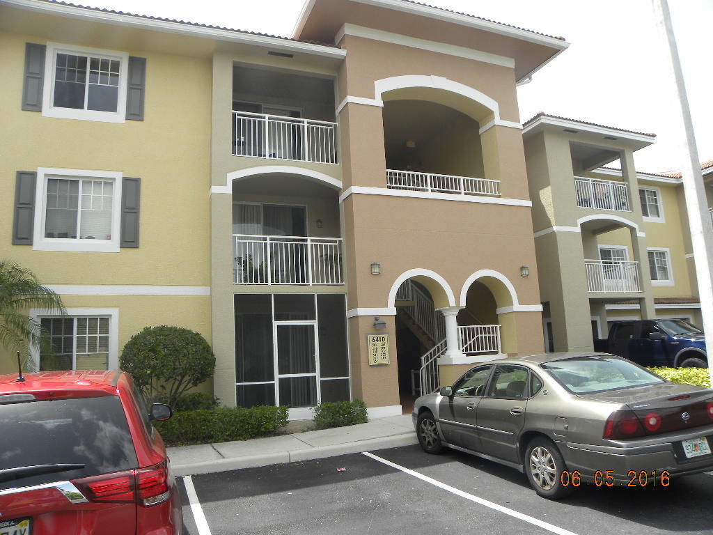 6410 Emerald Dunes Drive, West Palm Beach, FL 33411