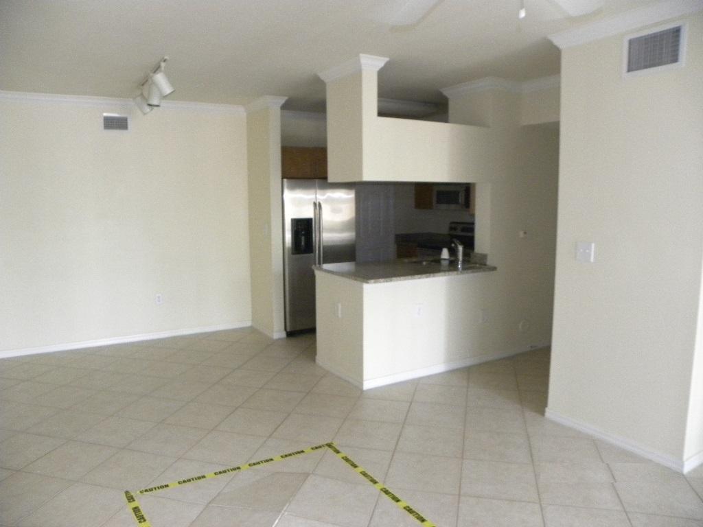 6410 Emerald Dunes Drive, West Palm Beach, FL 33411
