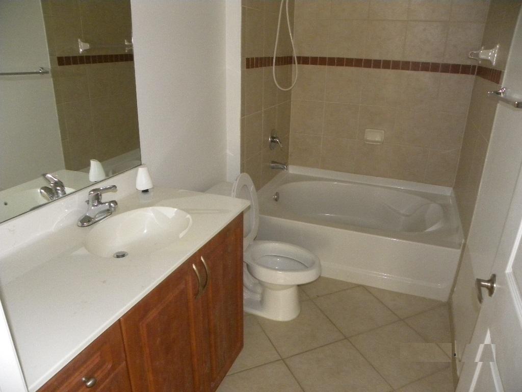 6410 Emerald Dunes Drive, West Palm Beach, FL 33411