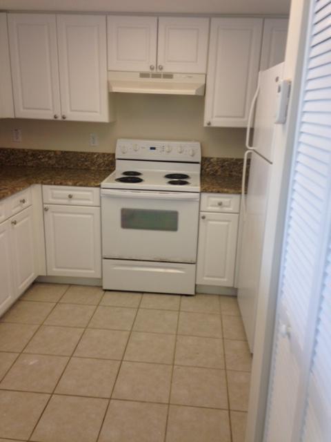 500 Crestwood Court, Royal Palm Beach, FL 33411