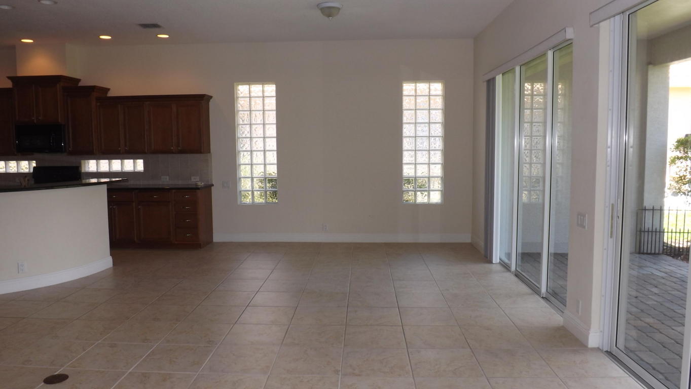 10795 La Strada, West Palm Beach, FL 33412