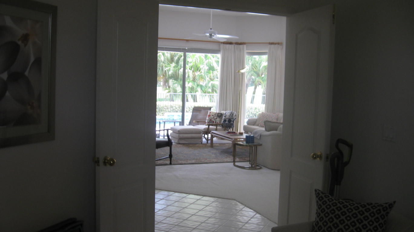 8166 Quail Meadow Trace, West Palm Beach, FL 33412