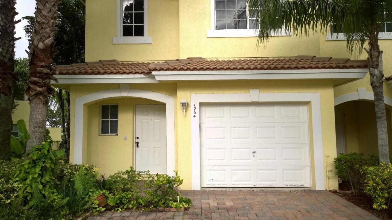 1064 Imperial Lake Road, West Palm Beach, FL 33413
