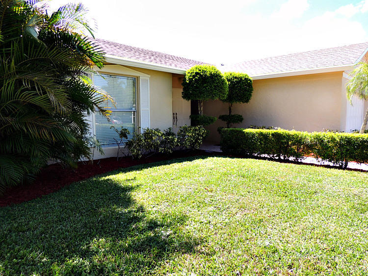 1199 Jackpine Street, Wellington, FL 33414