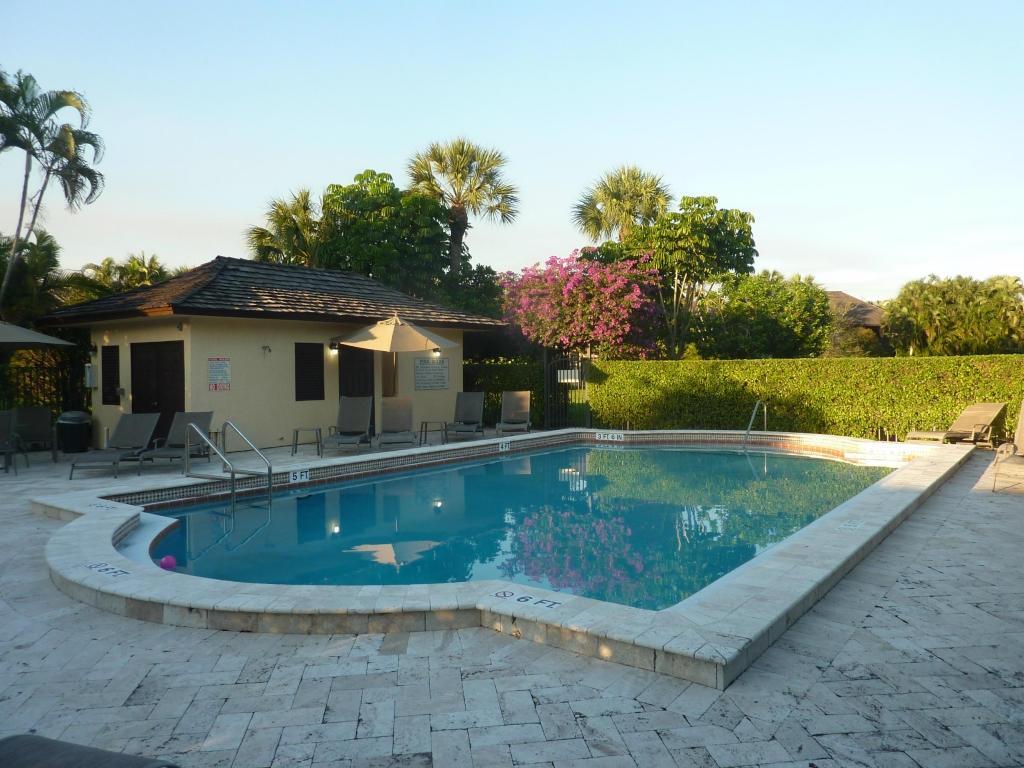 13334 Polo Club Road, Wellington, FL 33414