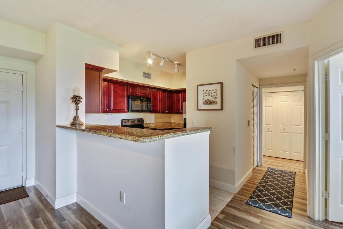11740 St Andrews Place, Wellington, FL 33414