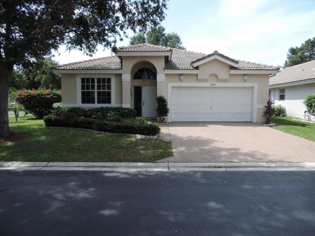 12096 Sunset Point Circle, Wellington, FL 33414