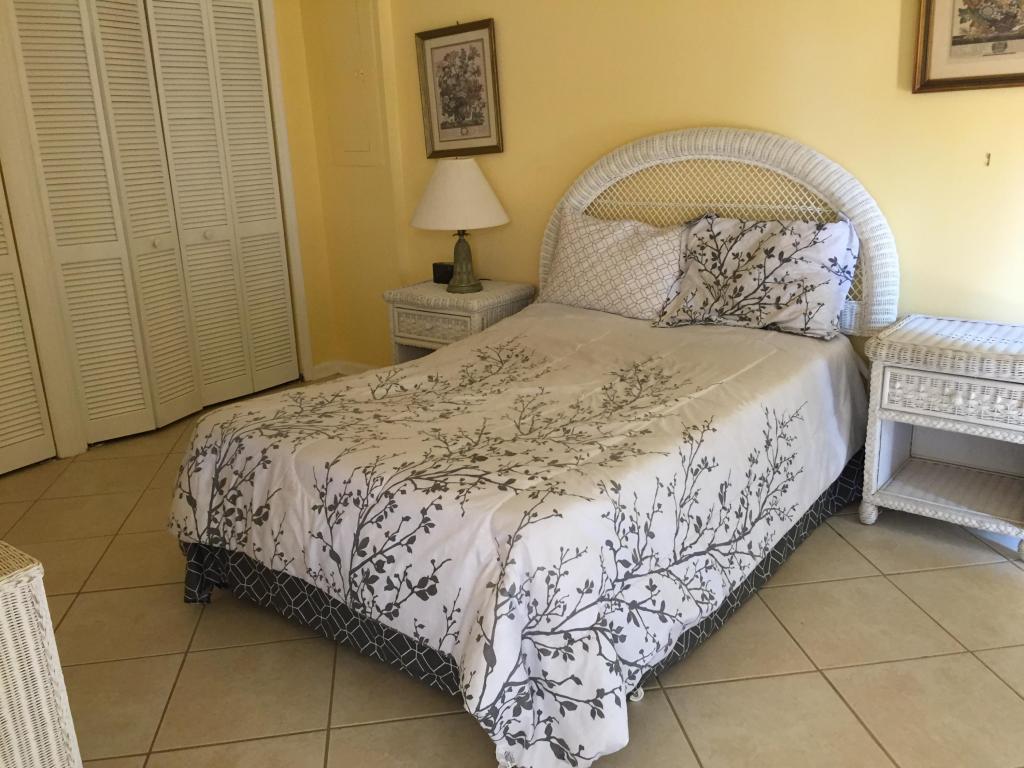 1182 Periwinkle Place, Wellington, FL 33414