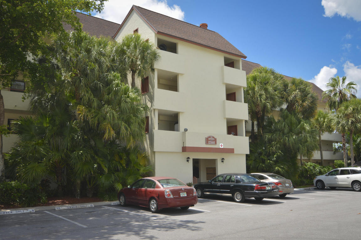 12568 Shoreline Drive, Wellington, FL 33414
