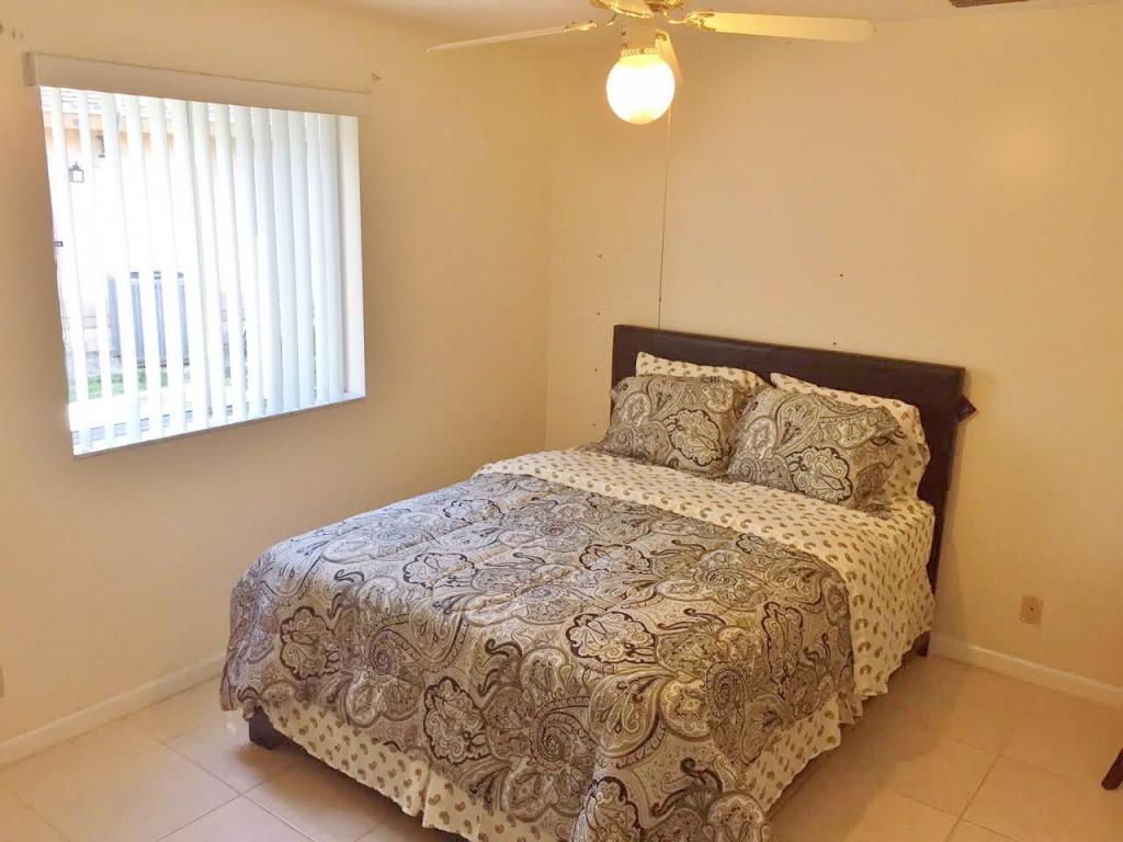 2754 Penhale Court, Wellington, FL 33414