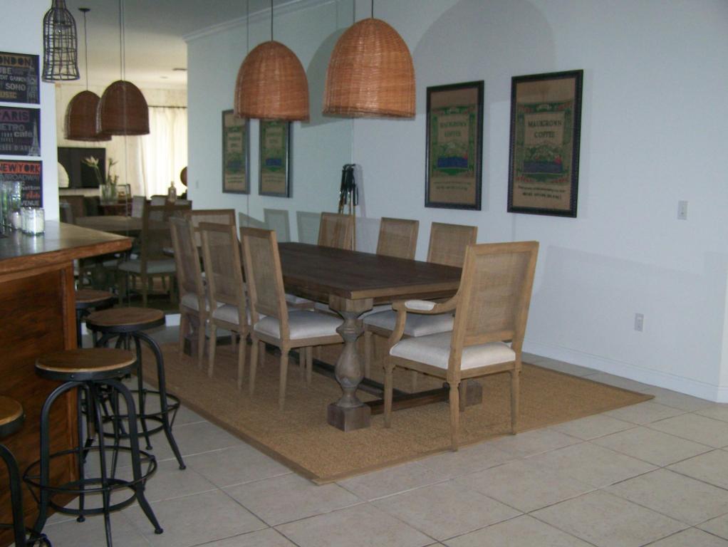 2911 Twin Oaks Way, Wellington, FL 33414