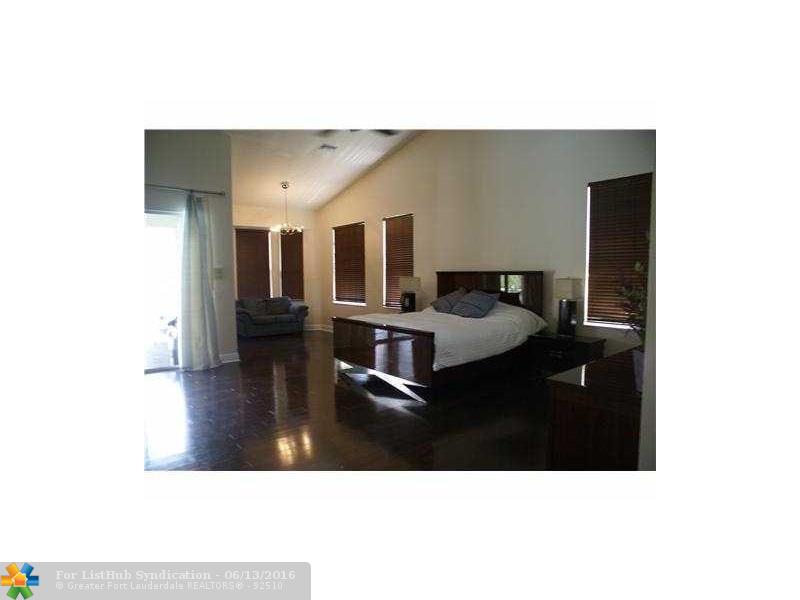 14541 DRAFT HORSE LN, Wellington, FL 33414
