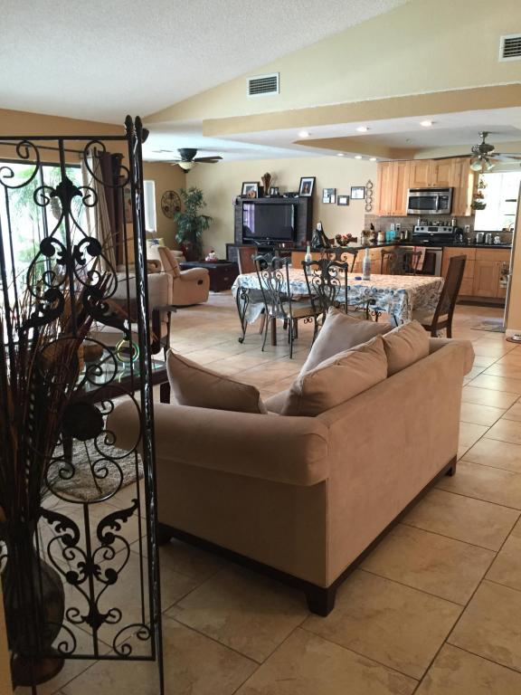 1667 The 12th Fairway, Wellington, FL 33414