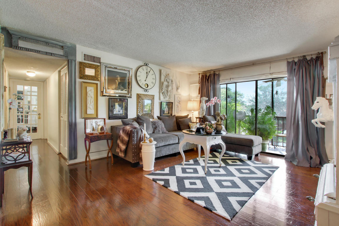 819 Sky Pine Way Way, Greenacres, FL 33415