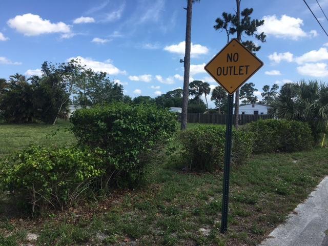 5078 Belvedere Road, Haverhill, FL 33415