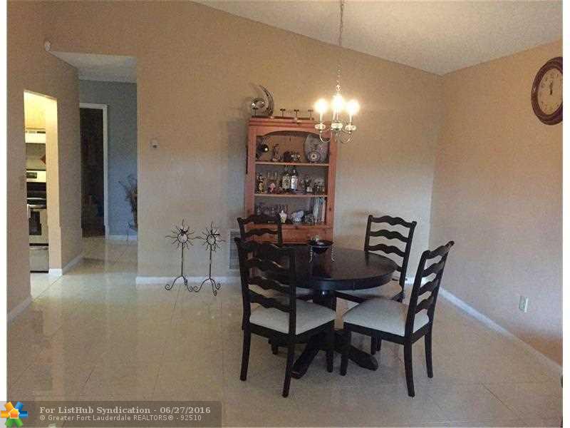5438 Bonky Ct 99B, West Palm Beach, FL 33415