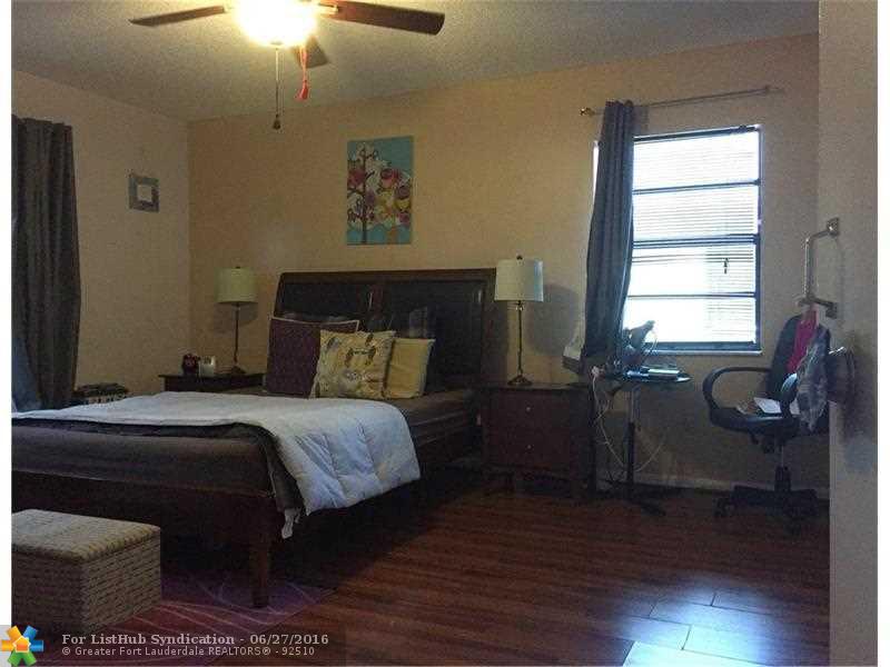 5438 Bonky Ct 99B, West Palm Beach, FL 33415