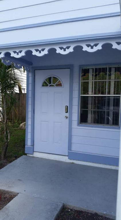 5842 Rambler Rose Way, West Palm Beach, FL 33415