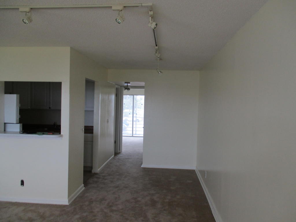86 Dorchester D, West Palm Beach, FL 33417