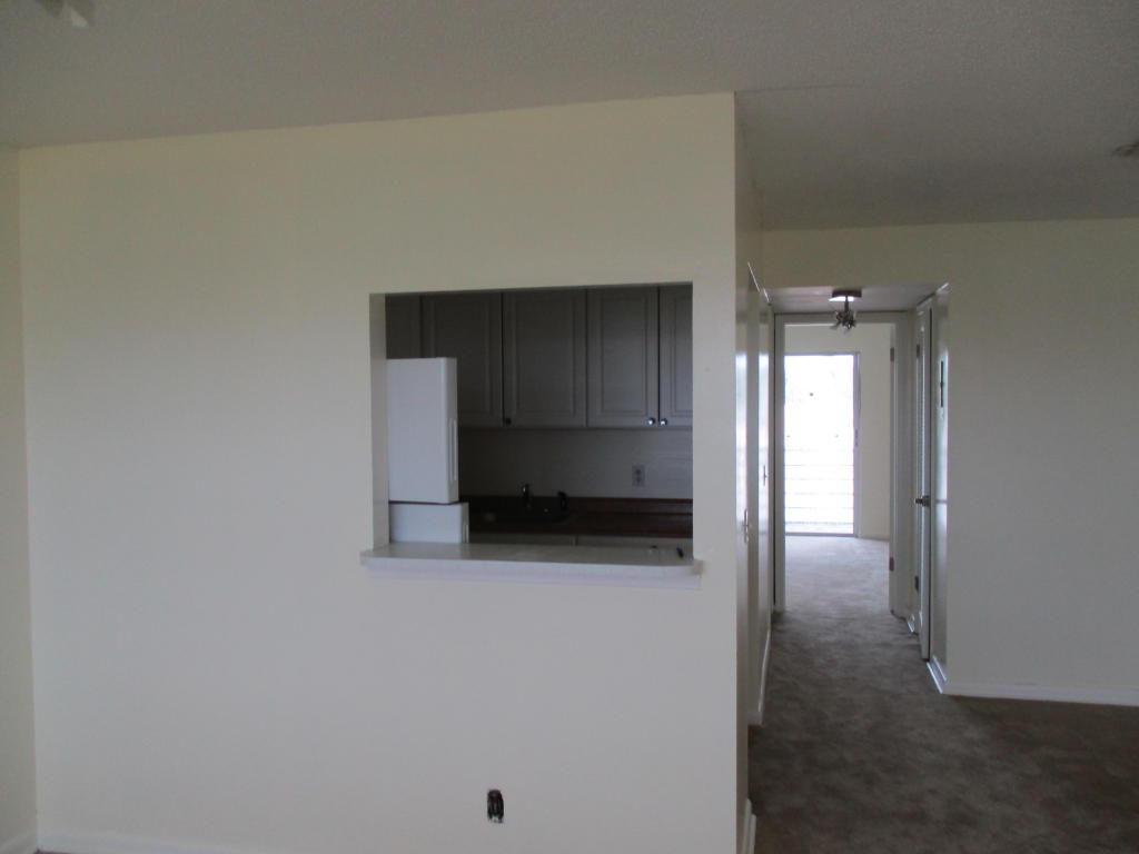 86 Dorchester D, West Palm Beach, FL 33417