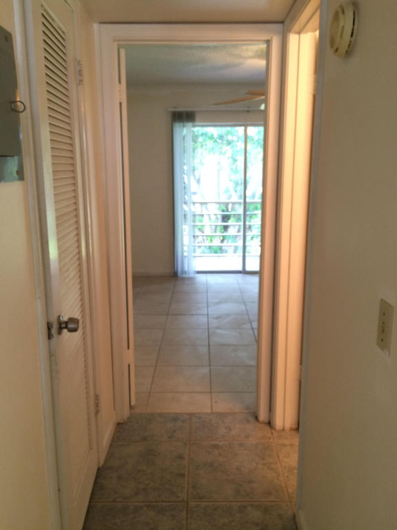 194 Sussex J, West Palm Beach, FL 33417