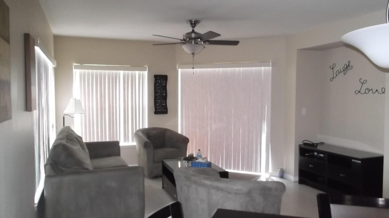 4839 Via Palm Lakes, West Palm Beach, FL 33417