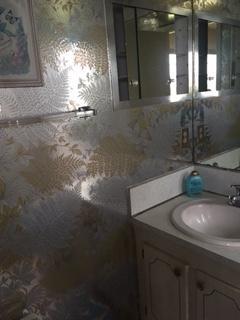 42 Cambridge B, West Palm Beach, FL 33417