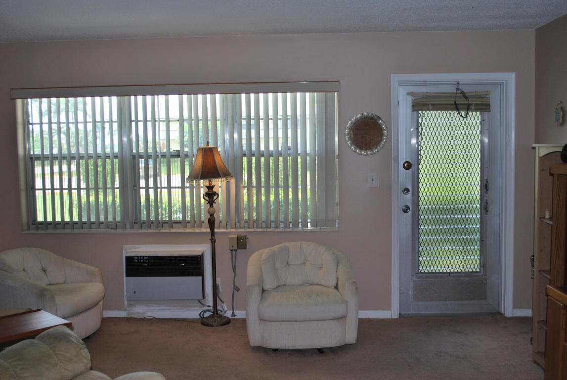 51 Salisbury C, West Palm Beach, FL 33417