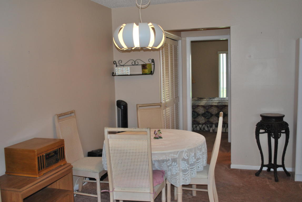 51 Salisbury C, West Palm Beach, FL 33417