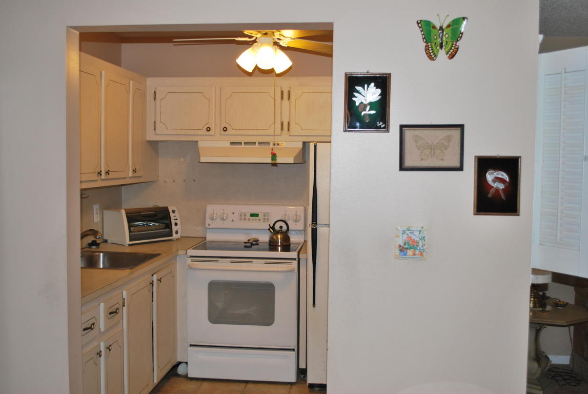 51 Salisbury C, West Palm Beach, FL 33417