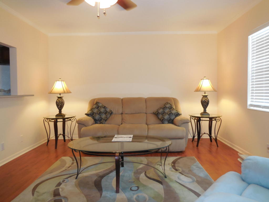 14 Norwich A, West Palm Beach, FL 33417