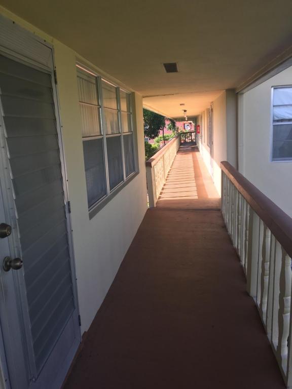 89 Sheffield D, West Palm Beach, FL 33417