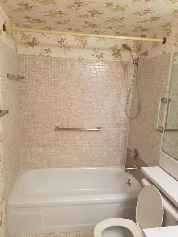 181 Chatham I, West Palm Beach, FL 33417