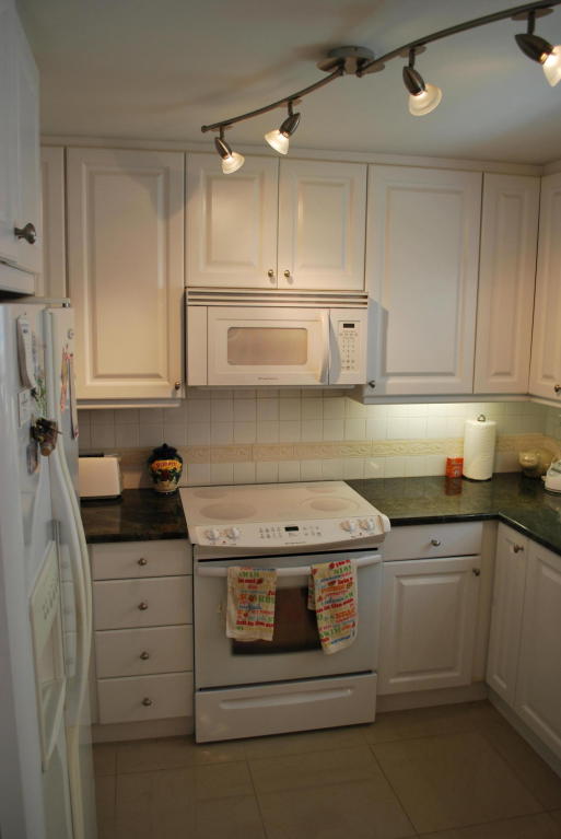 142 Stratford K, West Palm Beach, FL 33417