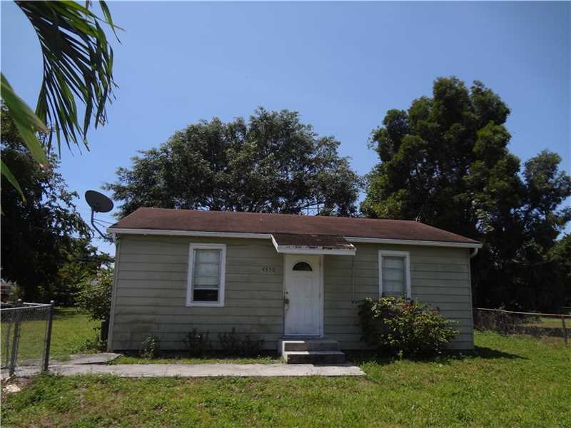4550IRIS ST, West Palm Beach, FL 33417
