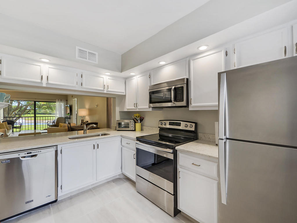 12830 Briarlake Drive, Palm Beach Gardens, FL 33418
