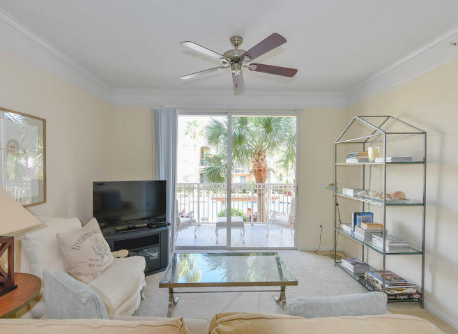 5204 Myrtlewood Circle E, Palm Beach Gardens, FL 33418